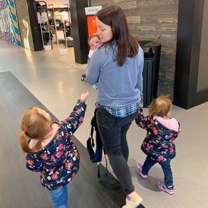 Meet your Posher, Laura